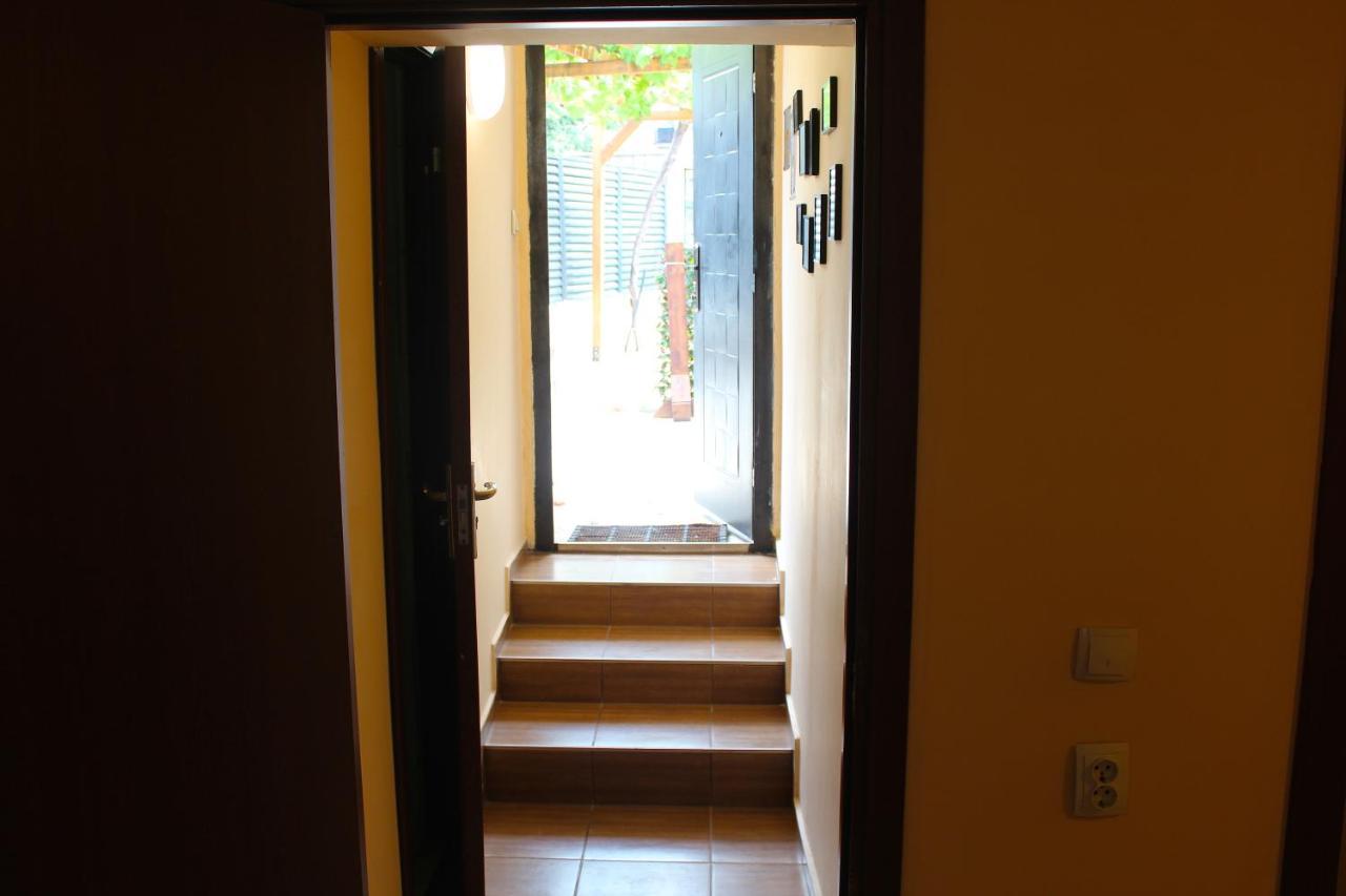 Guest House "Emily" In Troshevo 바르나 외부 사진