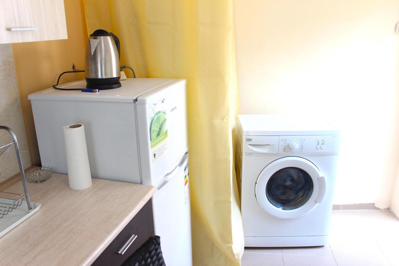 Guest House "Emily" In Troshevo 바르나 외부 사진