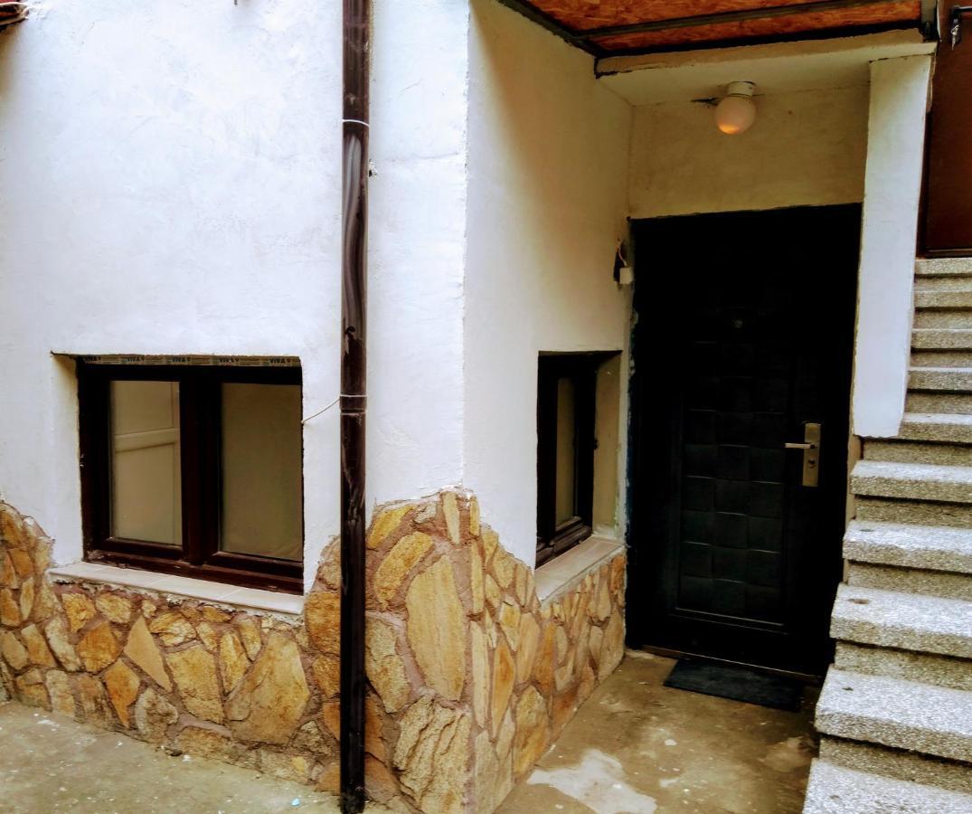 Guest House "Emily" In Troshevo 바르나 외부 사진